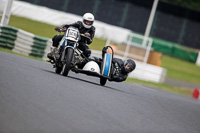 Vintage-motorcycle-club;eventdigitalimages;mallory-park;mallory-park-trackday-photographs;no-limits-trackdays;peter-wileman-photography;trackday-digital-images;trackday-photos;vmcc-festival-1000-bikes-photographs